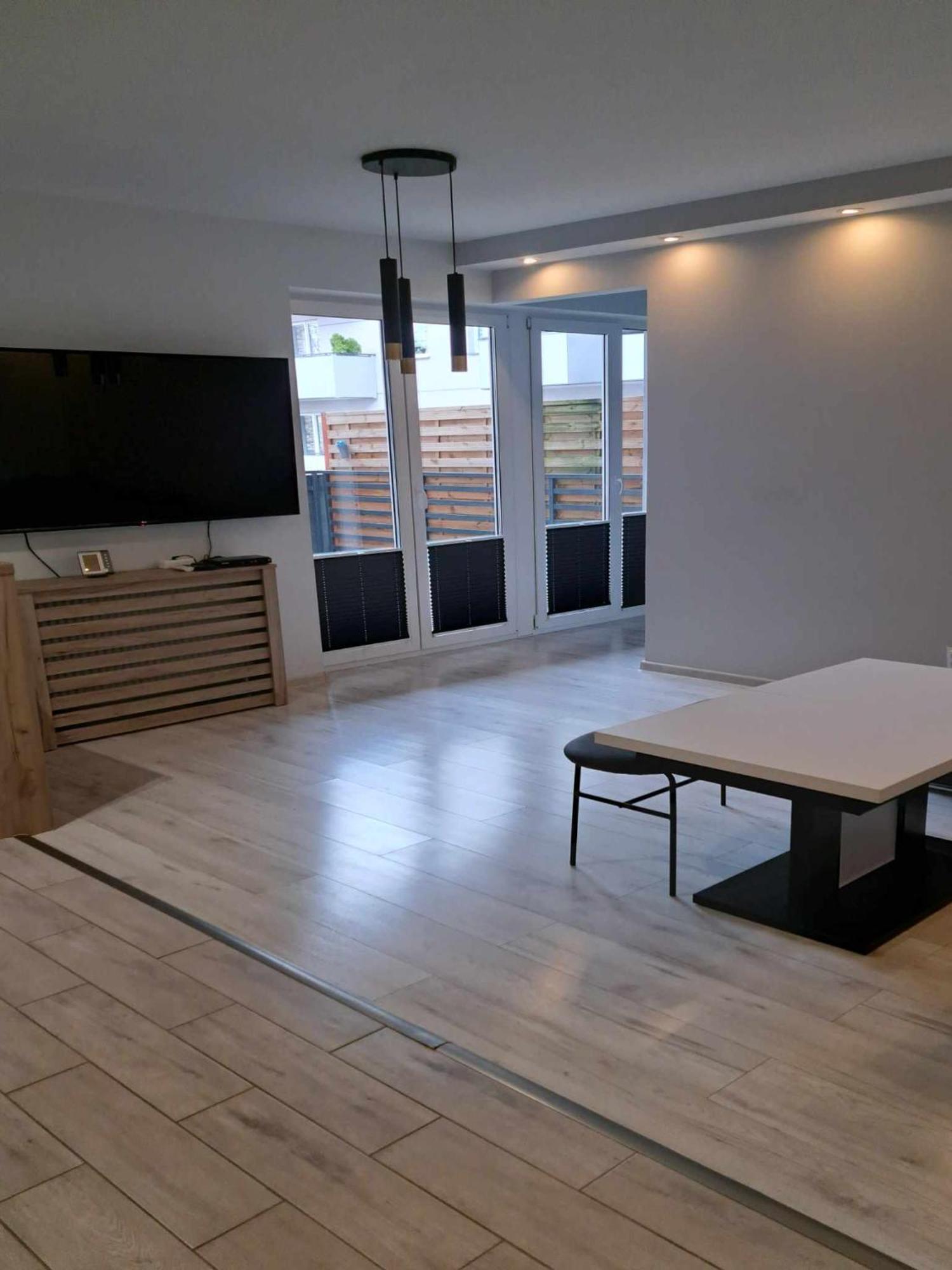 Nowoczesny Apartament Z Duzym Tarasem, 2 Pokoje Щецінек Екстер'єр фото